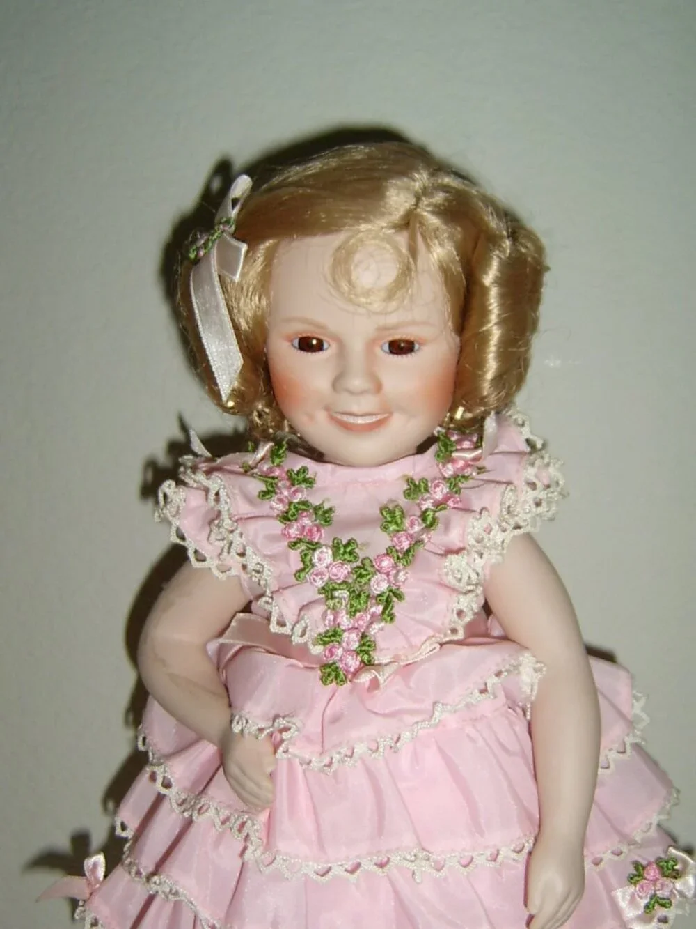 Shirley Temple Danbury Mint doll of the Silver Screen, Littlest Rebel 14